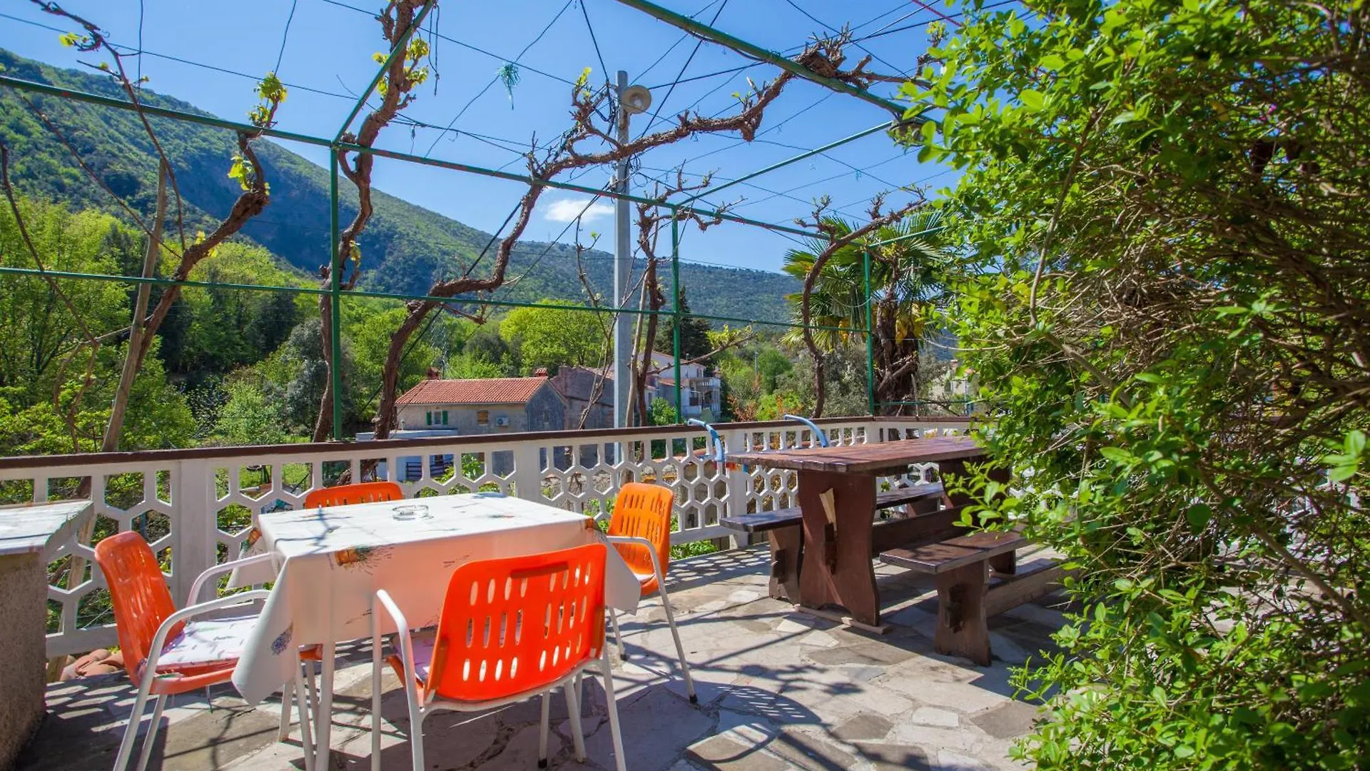 Dada Holiday Home Smergo