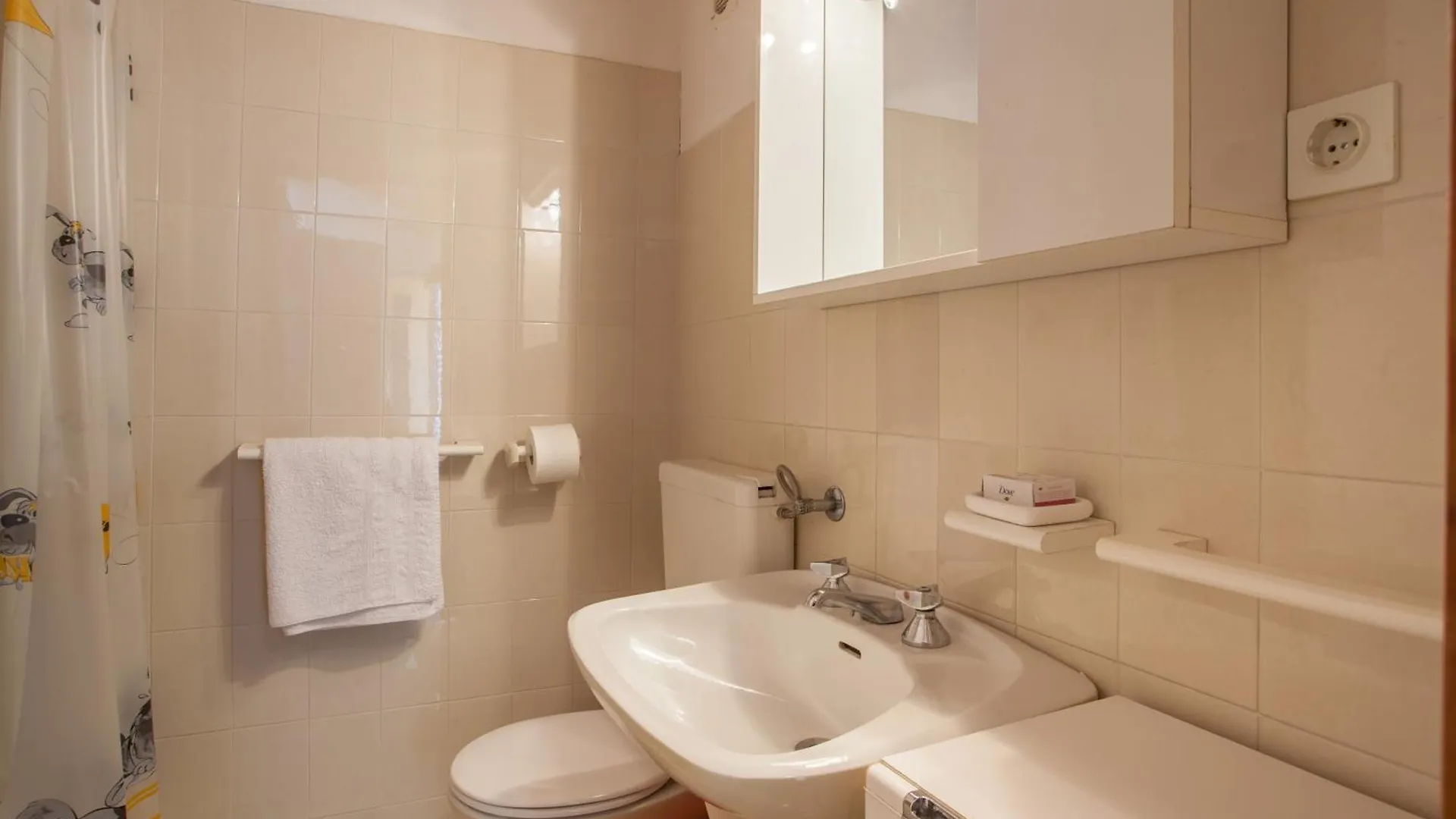 Dada Holiday Home Merag Croatia